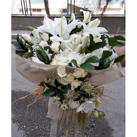 Vip lilyum gül buketi